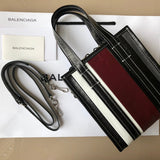Effortless Premium PU Leather Handbag - Premium Craftsmanship Detailing | Women's Everyday Carry Handbag #938 - close-up detail shot (image 3) of designer-inspired handbag