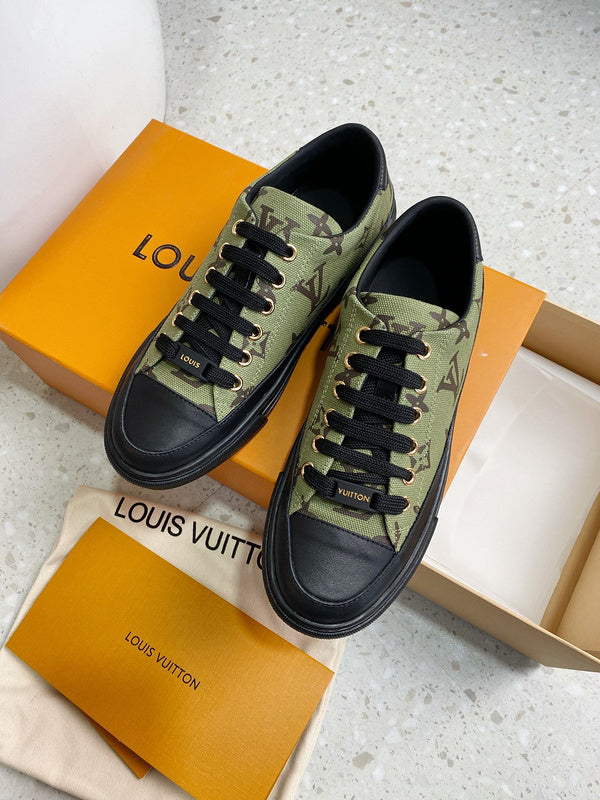Styling view of Louis Vuitton luxury piece style No.162