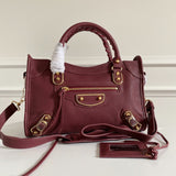 Zivas Charm Effortless Elegance Fashion Handbag (Refined Modern Silhouette) – Lifestyle Shot