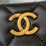  women's handbag, spacious design, view 2