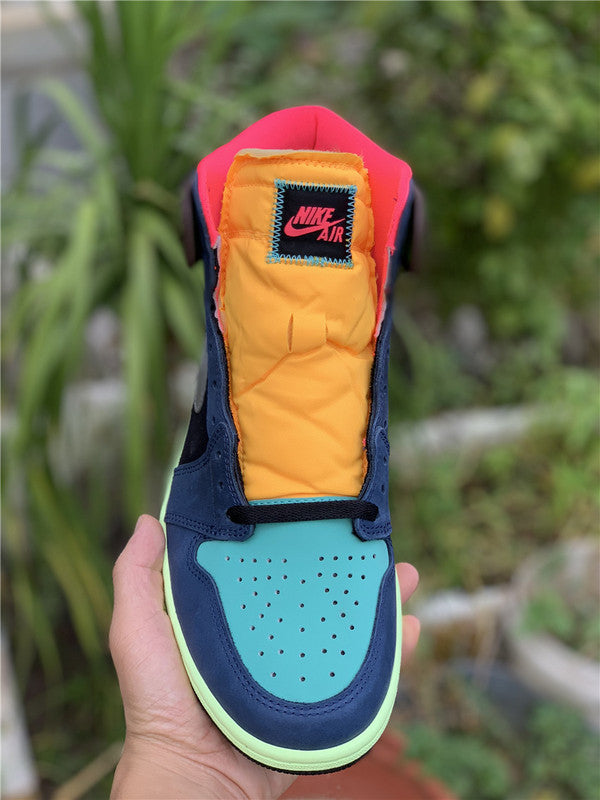 Nike Men's & Women's Signature Luxury Sneakers — Style 120 angle view