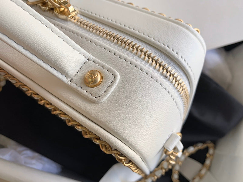  compact purse view 9