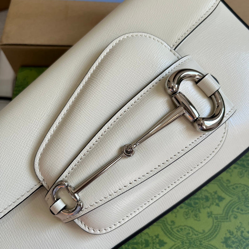 Front view of premium everyday-luxe women's handbag – women's everyday handbag