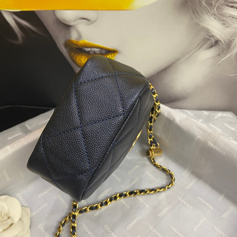  women's handbag, compact design, view 7