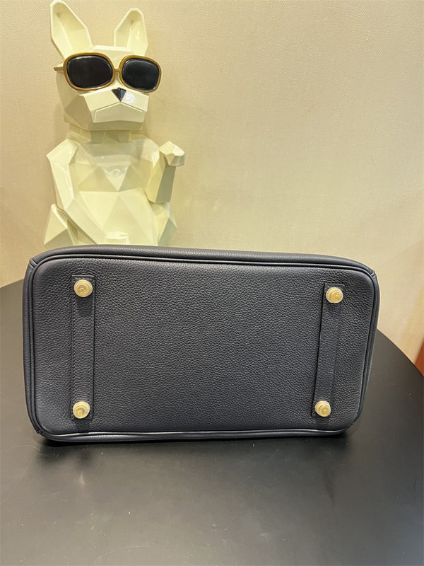  carryall bag interior and compartment view 9