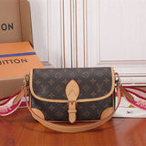  chic shoulder bag styled with outfit