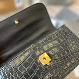 Ziva's Charm handbag – carry view (one versatile size)