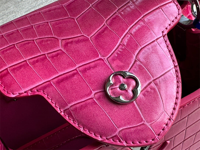  crossbody bag close-up of hardware and finish 53