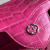  crossbody bag close-up of hardware and finish 53