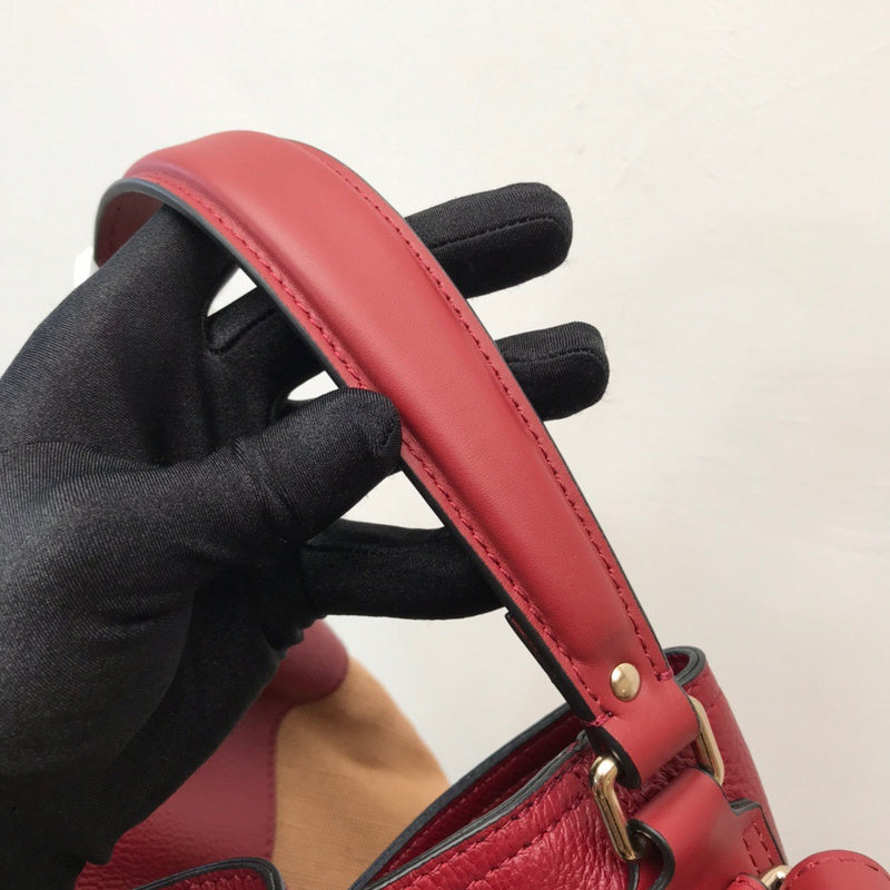 Ziva's Charm handbag – product shot (one versatile size)