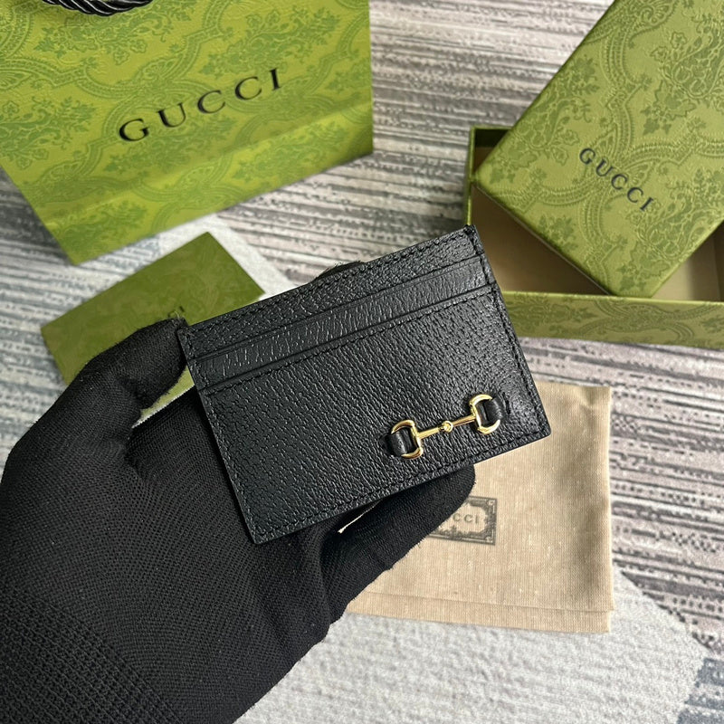 Side profile of structured everyday-luxe women's handbag – women's luxury accessory