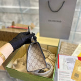 Ziva's Charm handbag – product shot (one versatile size)