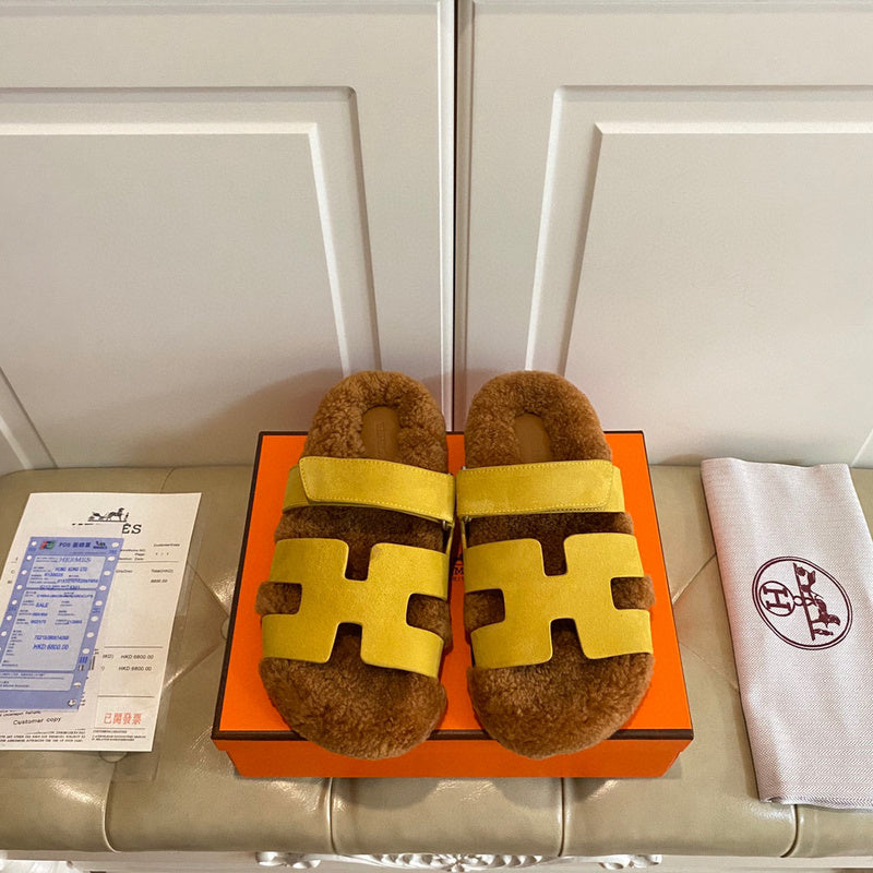 Hermès Burgundy Flat Thong Sandals - Side Profile View