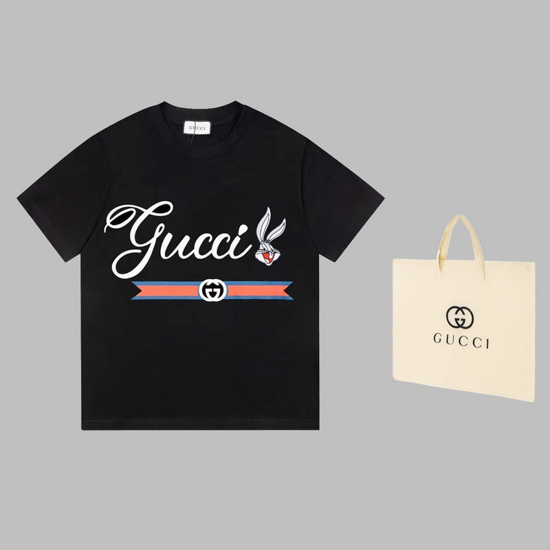 Front view of Louis Vuitton cotton t-shirt with logo-detail design