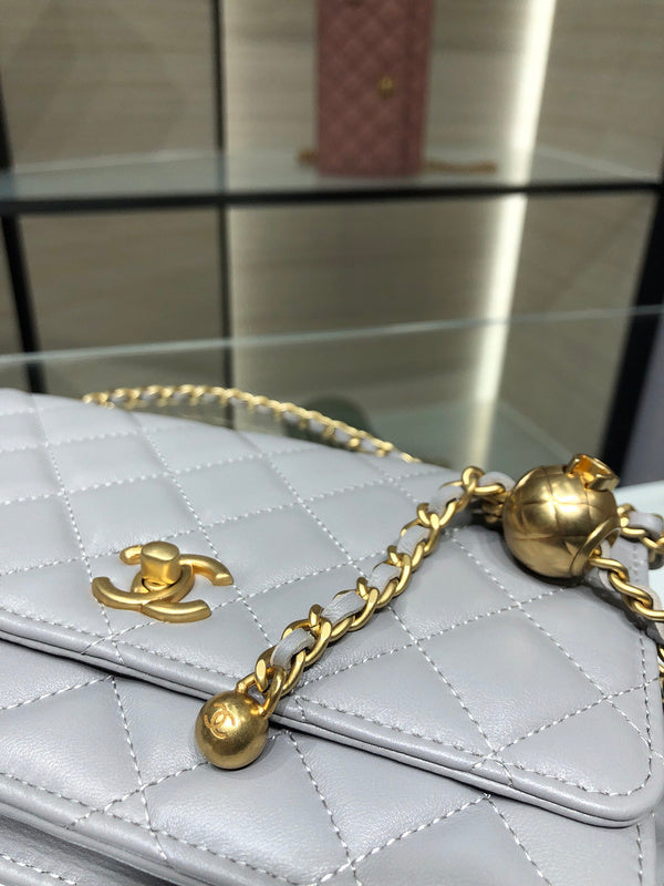  mid purse view 5