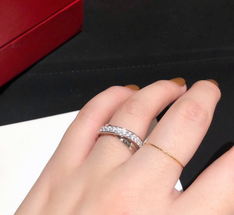 Side view of Cartier unisex jewelry piece
