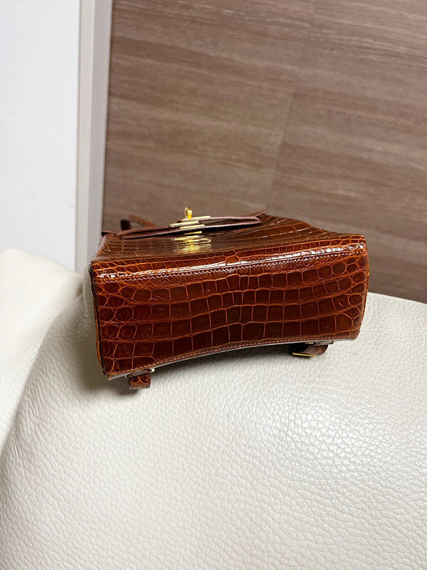 Sculpted bag women's premium everyday handbag