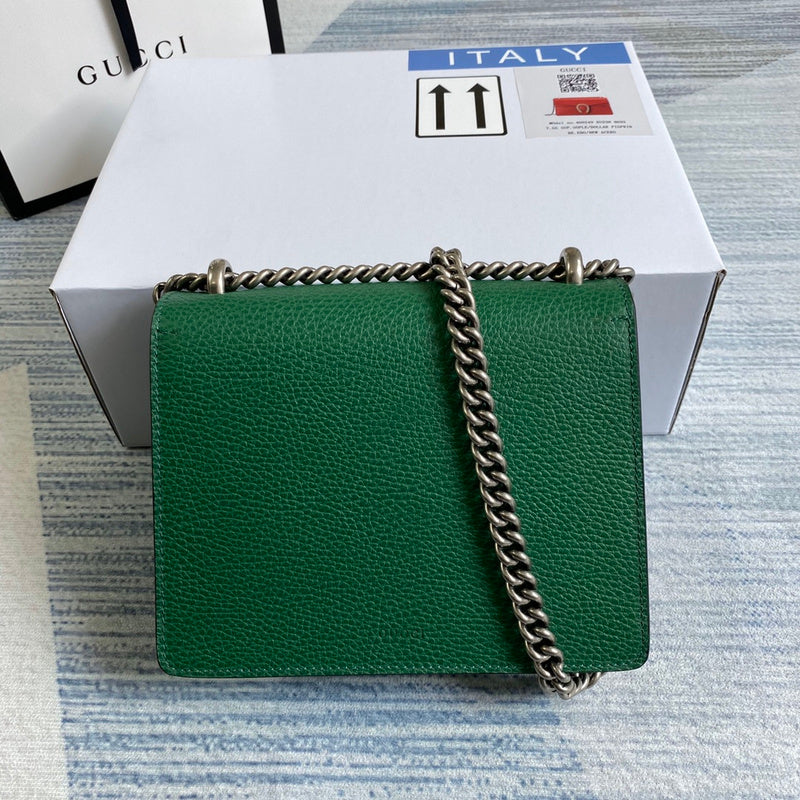 Front view of chic signature women's handbag – women's luxury accessory