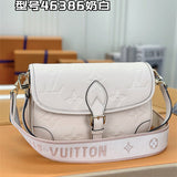 signature top-handle bag detail view showing craftsmanship 14