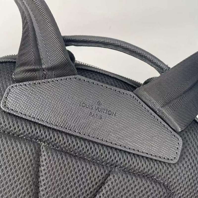 Top view of everyday-luxe signature women's handbag – women's everyday handbag