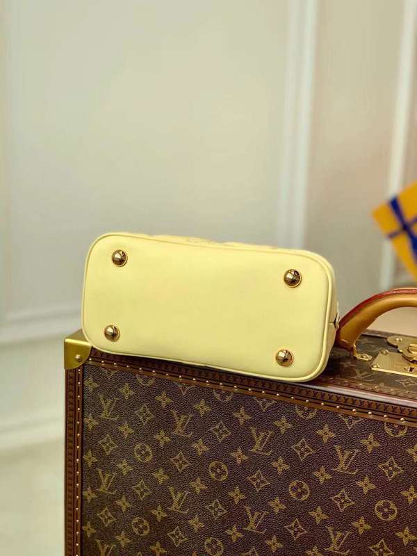 Close-up detail of modern sleek women's handbag – women's everyday handbag