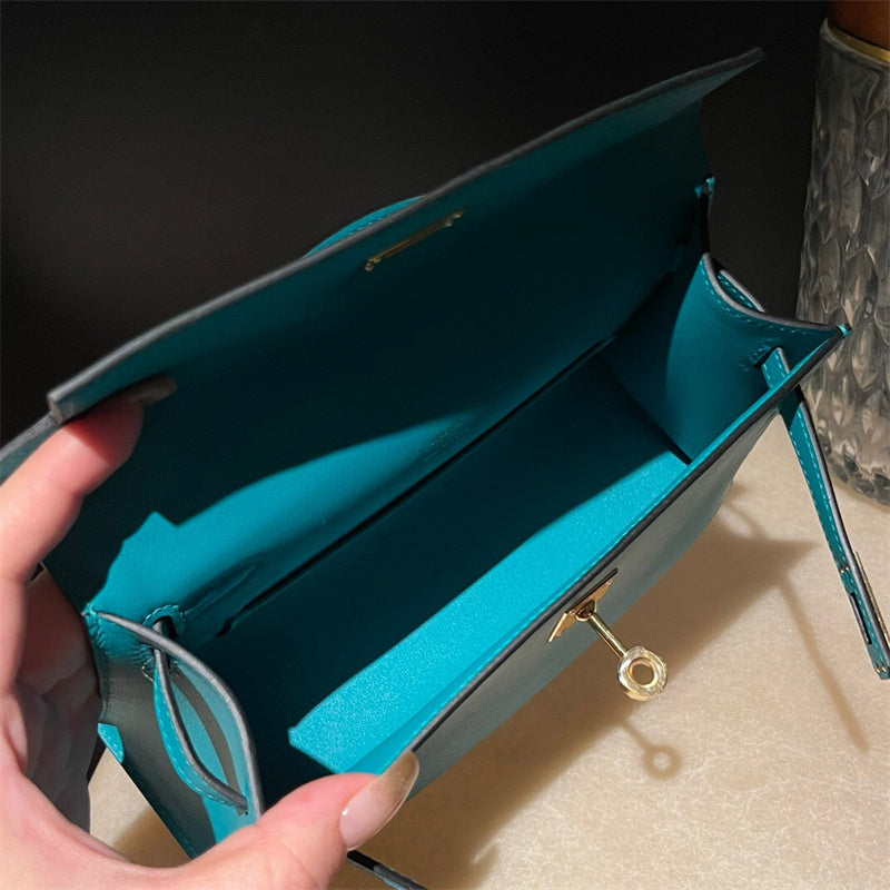  Essential shopper bag front view 13
