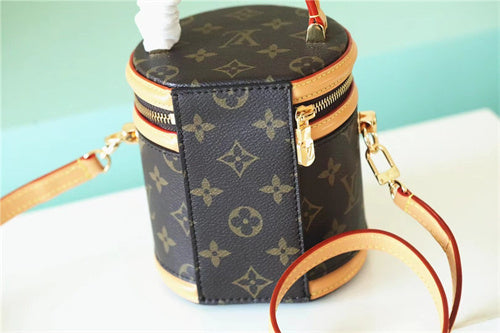  satchel interior and compartment view