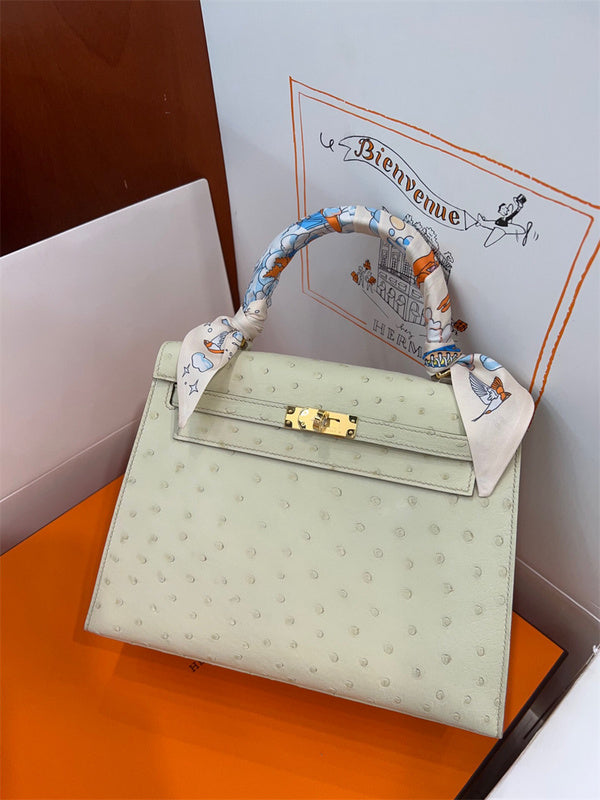 Interior view of minimalist premium bag