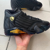 Nike Men's & Women's Designer Lifestyle Shoes — Style 176 angle view