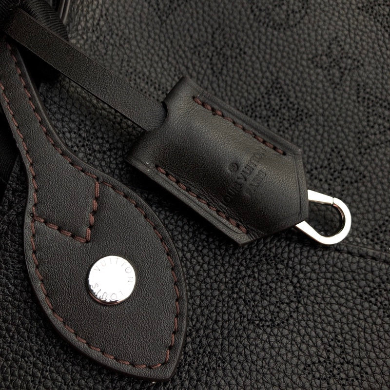 Back view of everyday-luxe polished women's handbag – women's luxury handbag