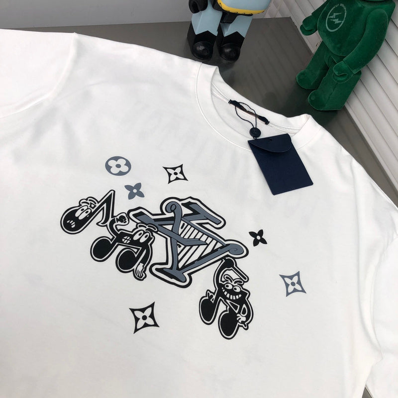 Side profile of Louis Vuitton cotton t-shirt with relaxed-fit cut