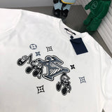 Side profile of Louis Vuitton cotton t-shirt with relaxed-fit cut