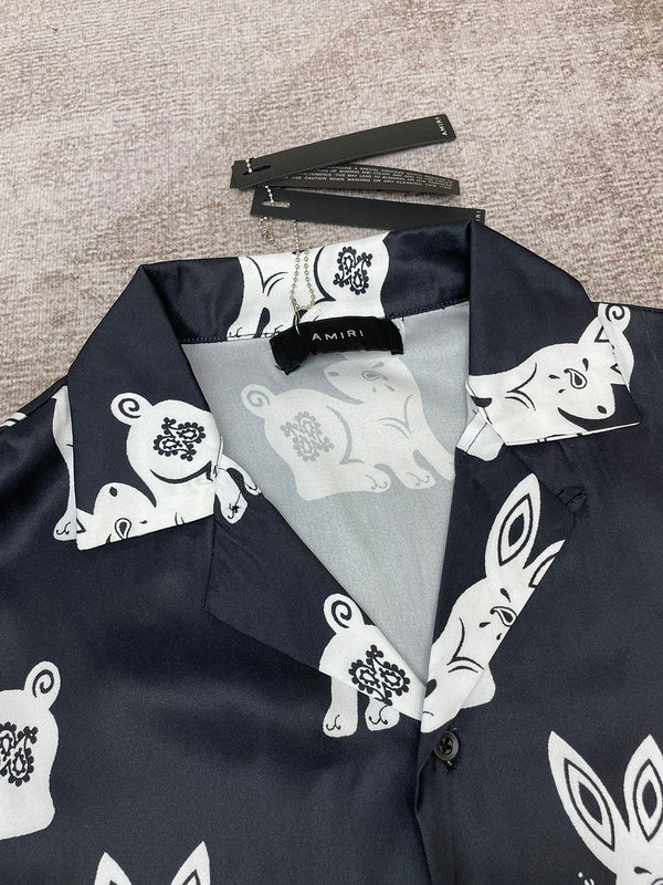 Three-quarter angle view of Amiri luxury piece style No.096