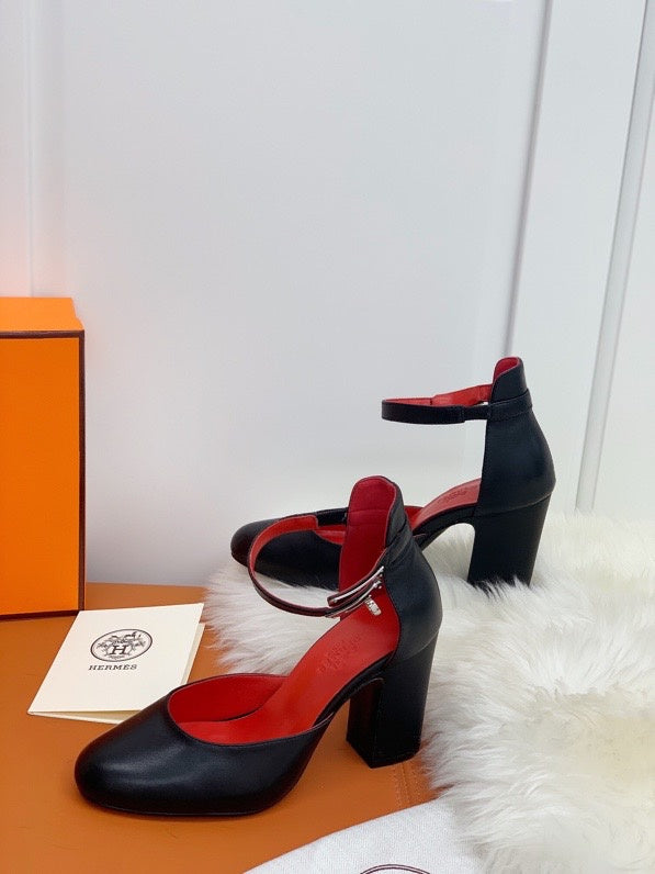Hermès Camel Ankle Boots - Studio Shot