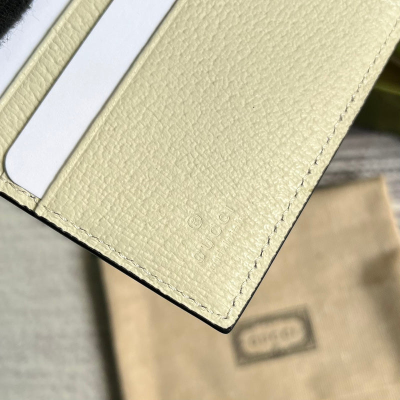 Interior view of premium sleek women's handbag – women's everyday handbag