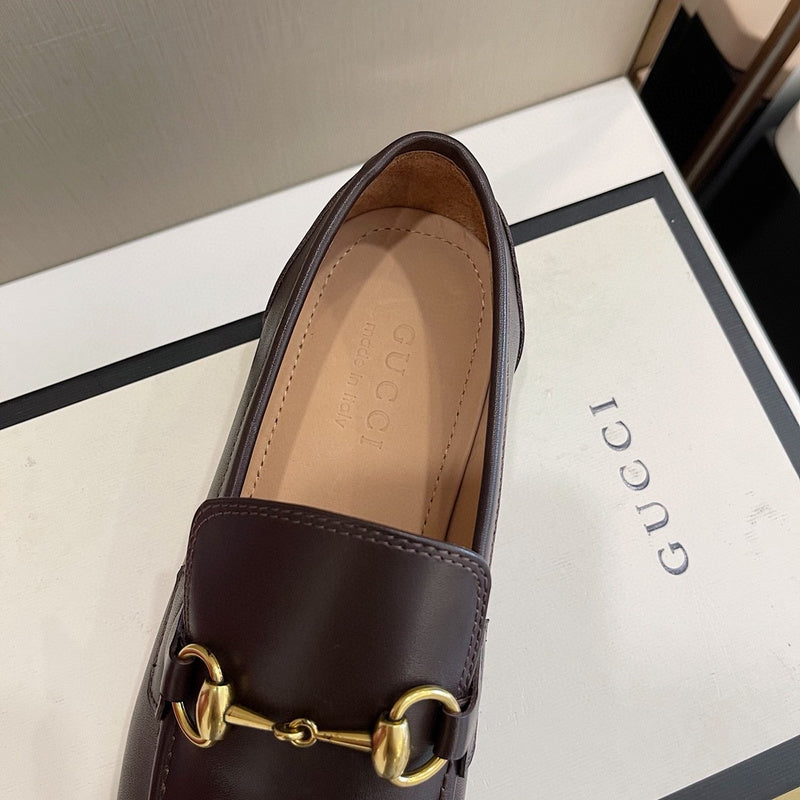 Gucci bold contrast luxury sneakers view 4 breathable knit upper