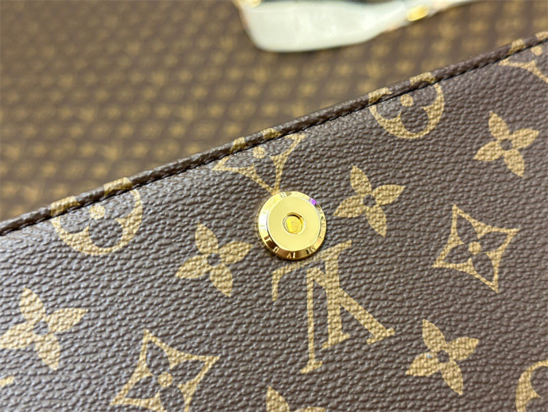  satchel interior and compartment view