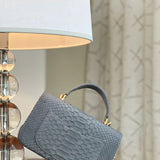  mid purse view 1