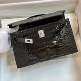  carryall bag interior and compartment view 9