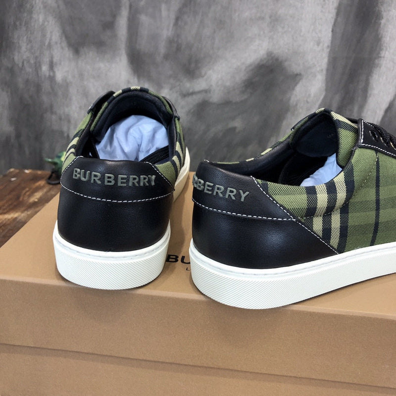 Burberry shoes Style 126 - close-up of handcrafted italian detailing