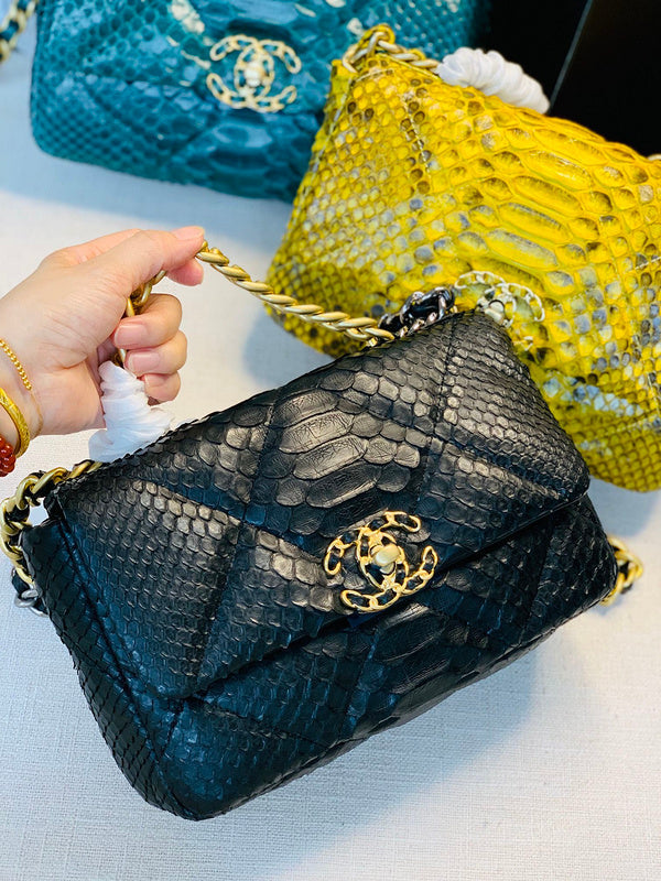  handbag, mid everyday style, image 1
