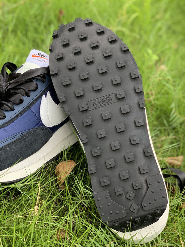 Nike Men's & Women's Luxury Lifestyle Trainers — Style 063 interior view