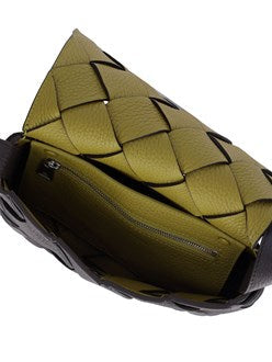 Close-up of Bottega Veneta shoulder bags hardware and fine stitching