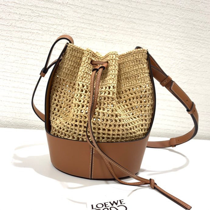 Ziva's Charm handbag – lifestyle view (21.5cm*31cm*16cm)