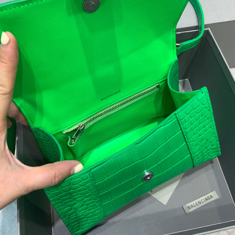Sleek Faux Leather Handbag - Premium Craftsmanship Detailing | Women's Statement Accessory #547 - alternate angle view (image 8) of designer-inspired handbag
