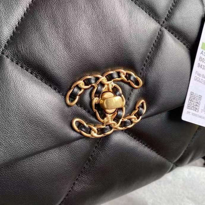  women's handbag, spacious design, view 4