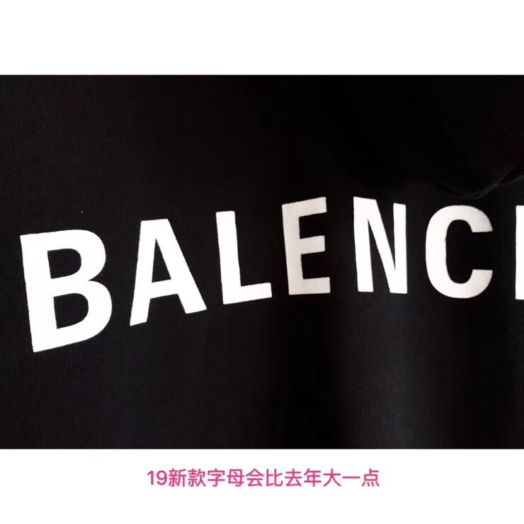 Styling view of Balenciaga luxury piece style No.312