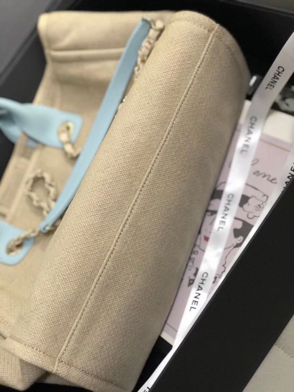  women's handbag, versatile design, view 4