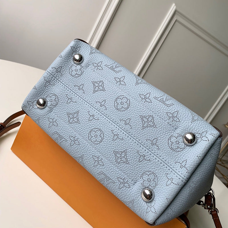 Interior view of polished premium women's handbag – women's everyday handbag