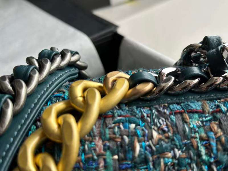 Zivas Charm Elevated Essentials Everyday Handbag (Designer-Inspired Craftsmanship) – Styled Look